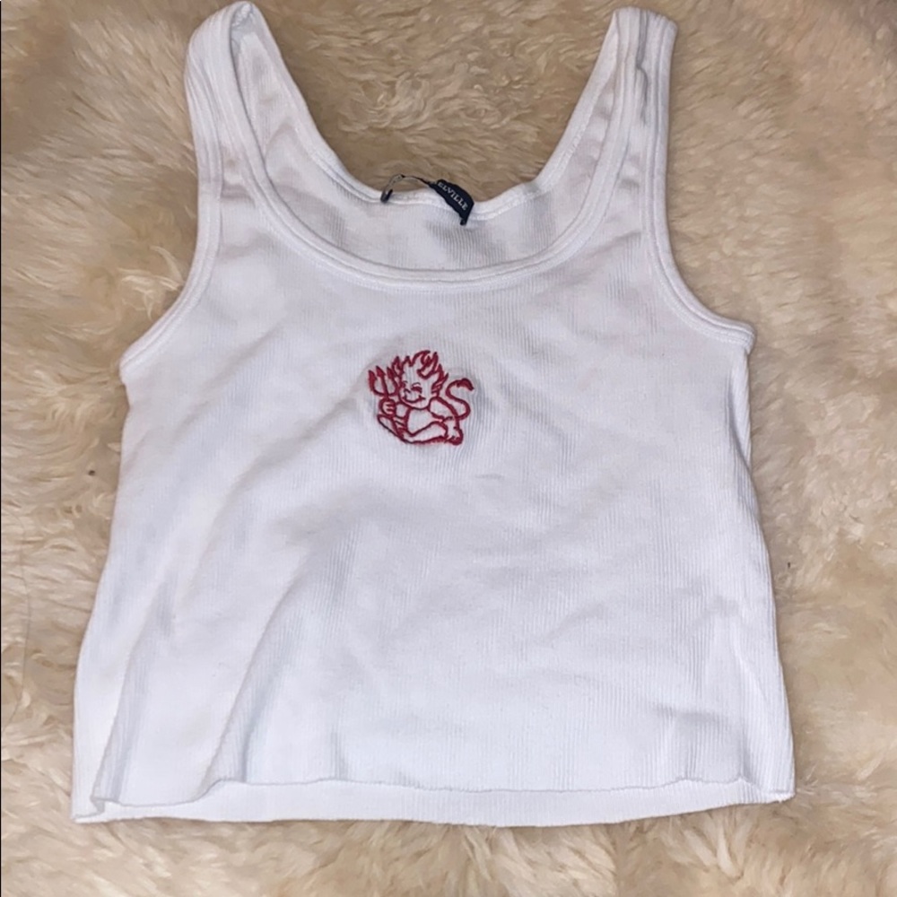 Brandy Melville baby devil crop